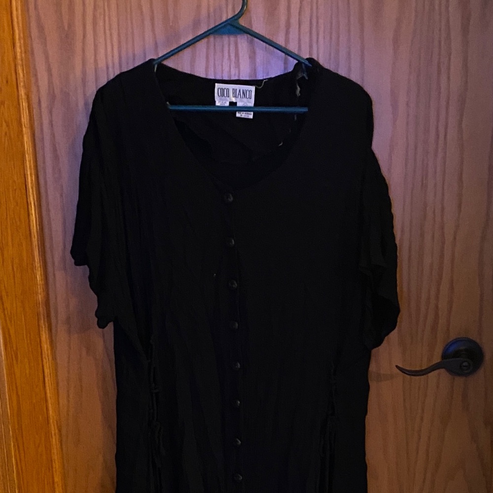Coco Blanco Black Dress